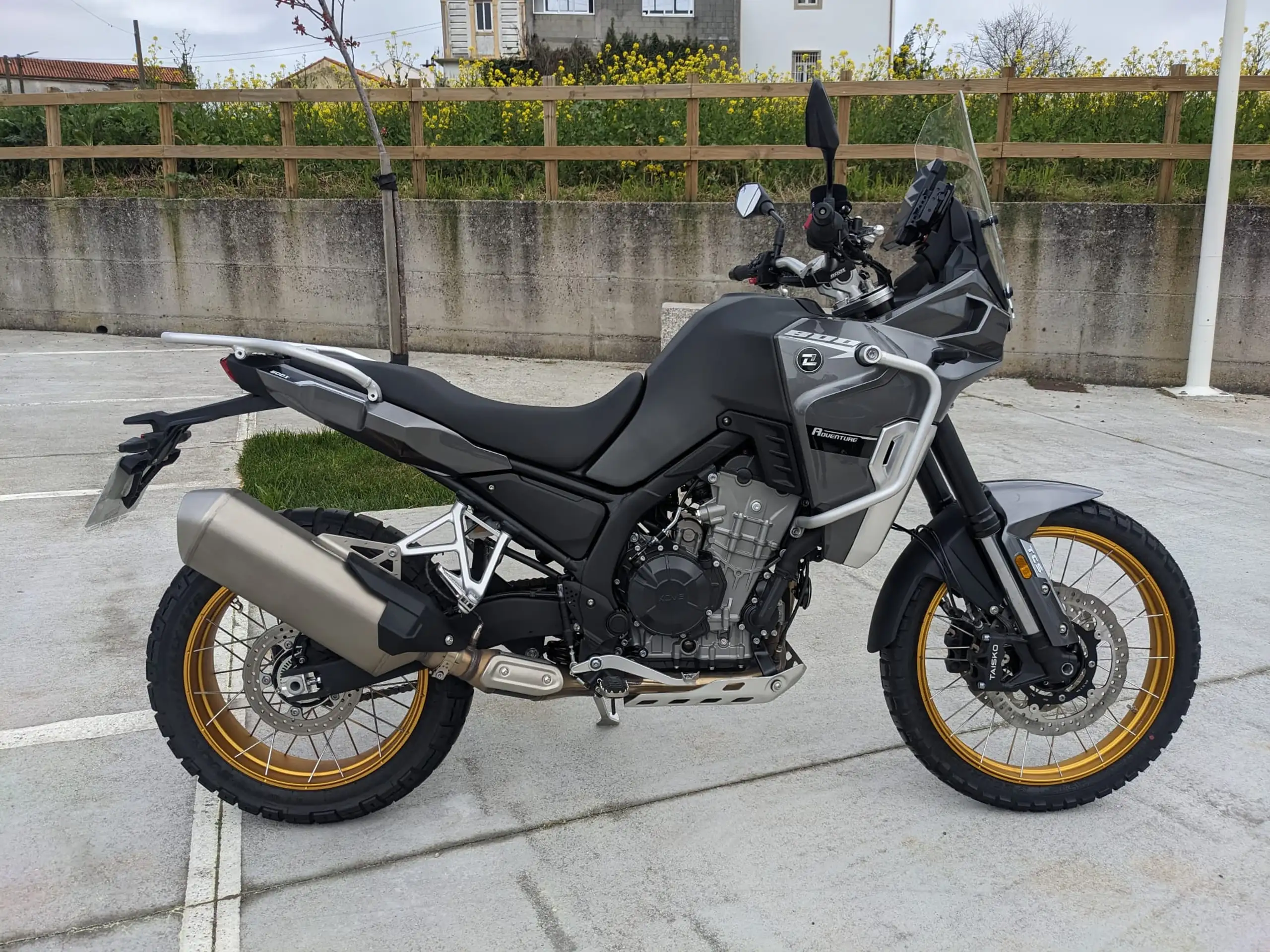 KOVE 800X – Vista 2