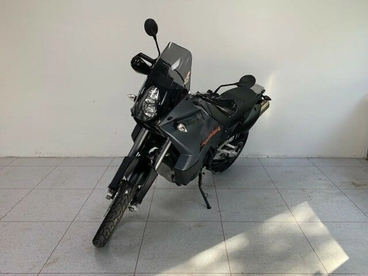 KTM 990 Adventure – Vista 3