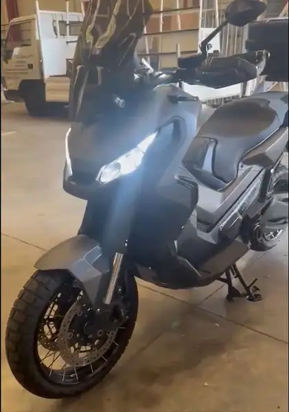 Honda X-ADV 4000 € 2019 Barcelona - 1