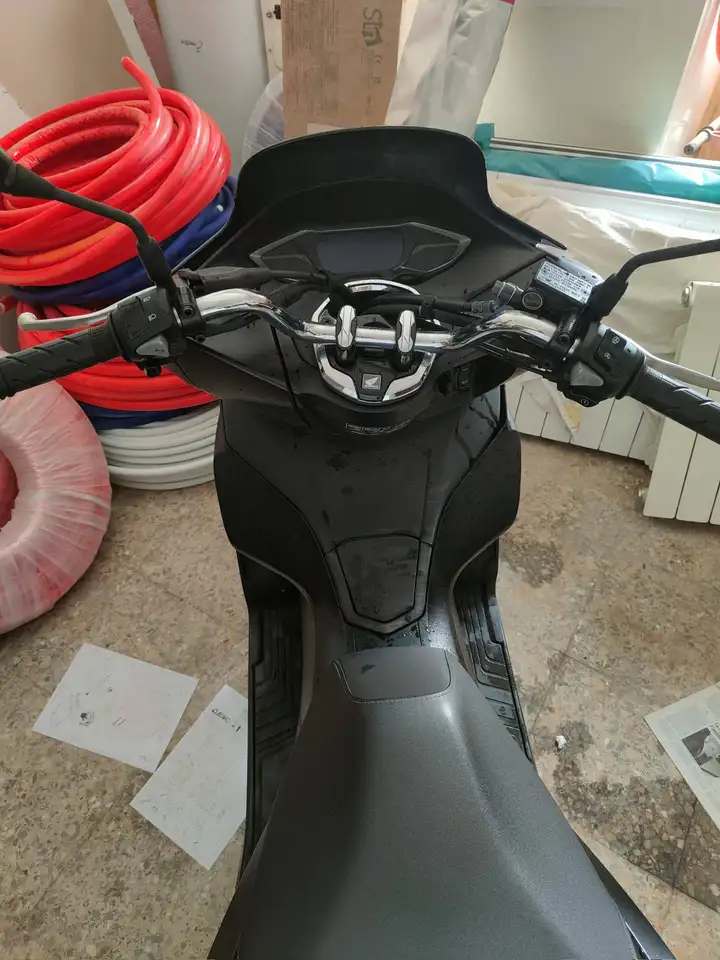 Honda PCX125 - Vista 3