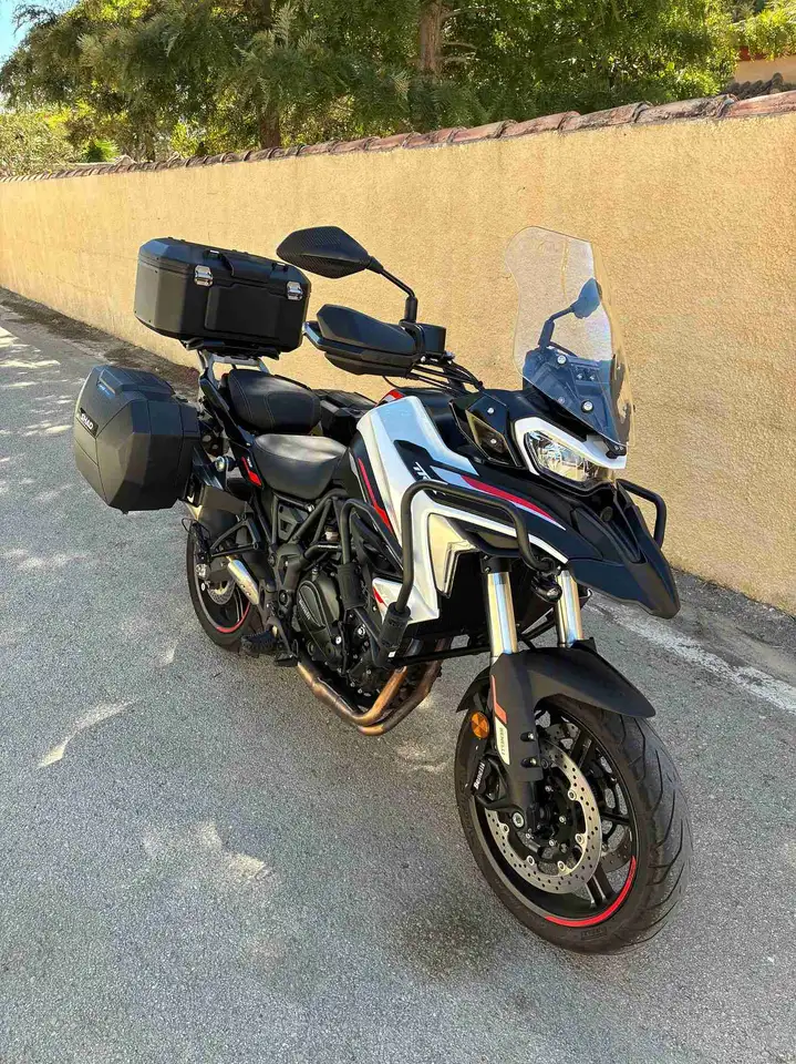 Benelli TRK 702 - Vista 9