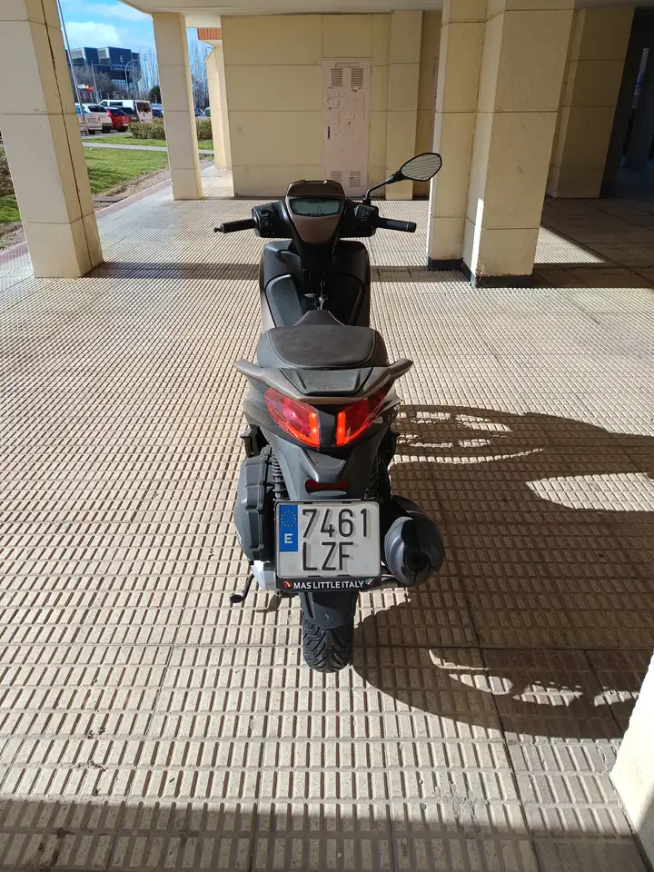Piaggio Medley 125 – Vista 3