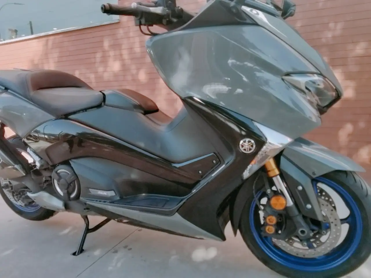 Yamaha TMAX SX – Vista 11
