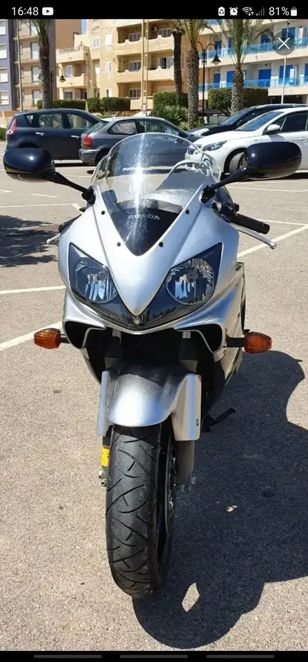 Honda CBR 600 – Vista 4