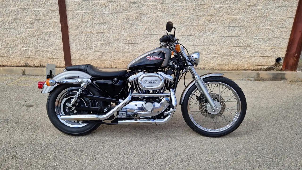 Harley-Davidson Sportster 1200 - Vista 3