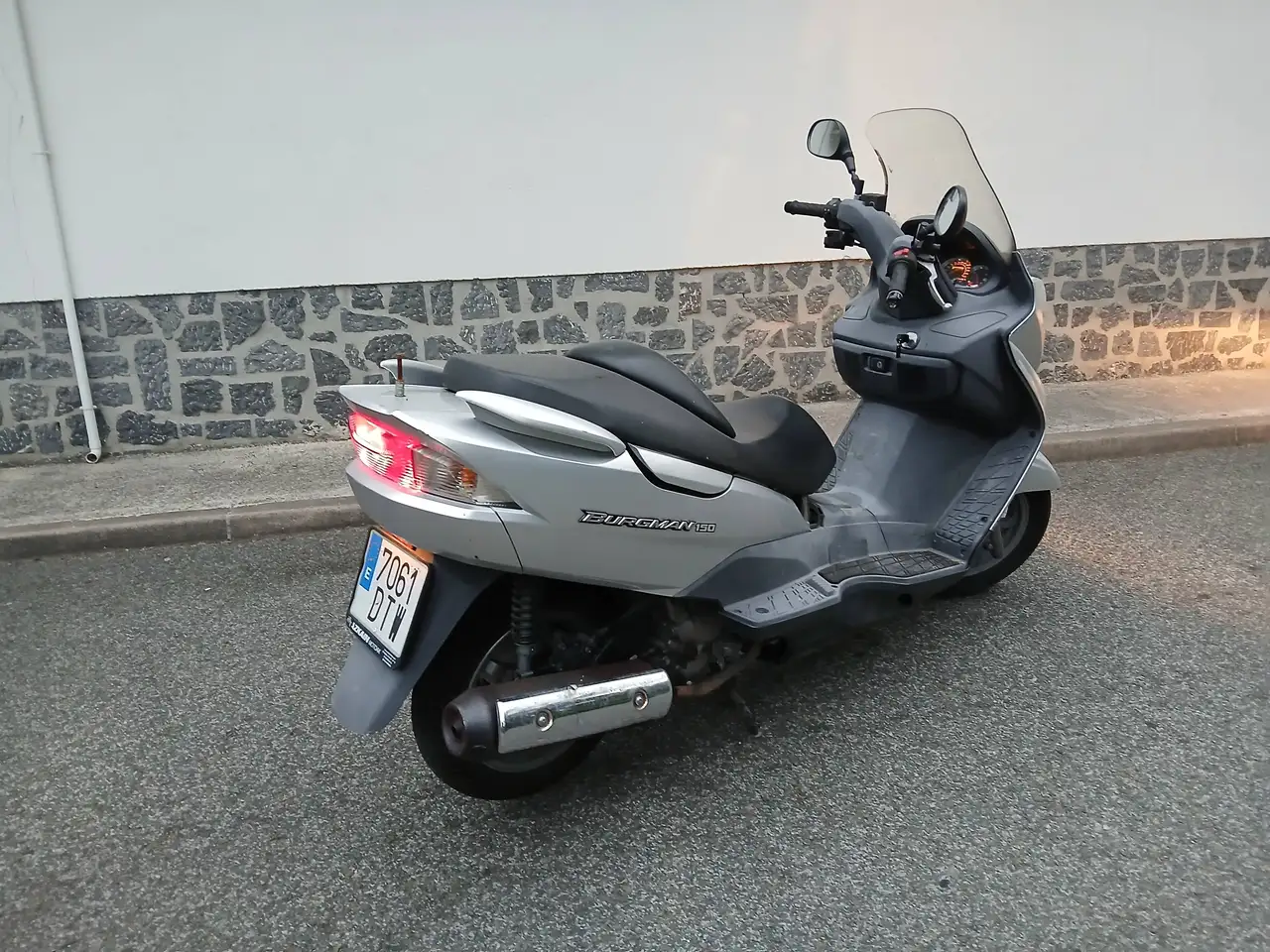 Suzuki Burgman 150 - Vista 3