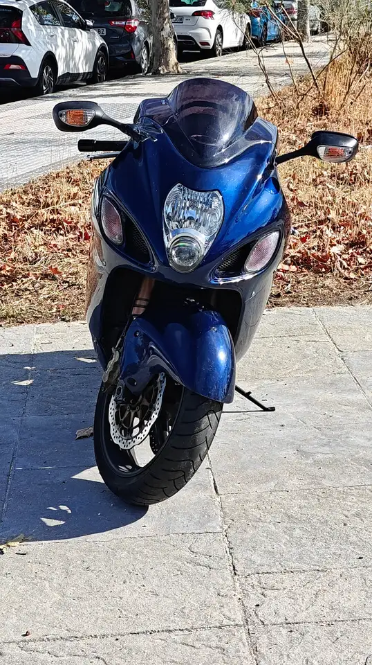 Suzuki Hayabusa – Vista 5
