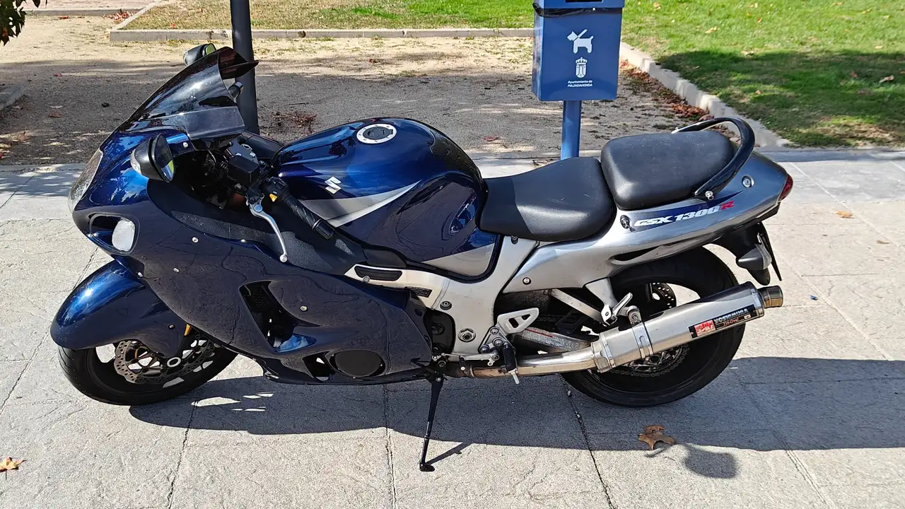 Suzuki Hayabusa – Vista 7