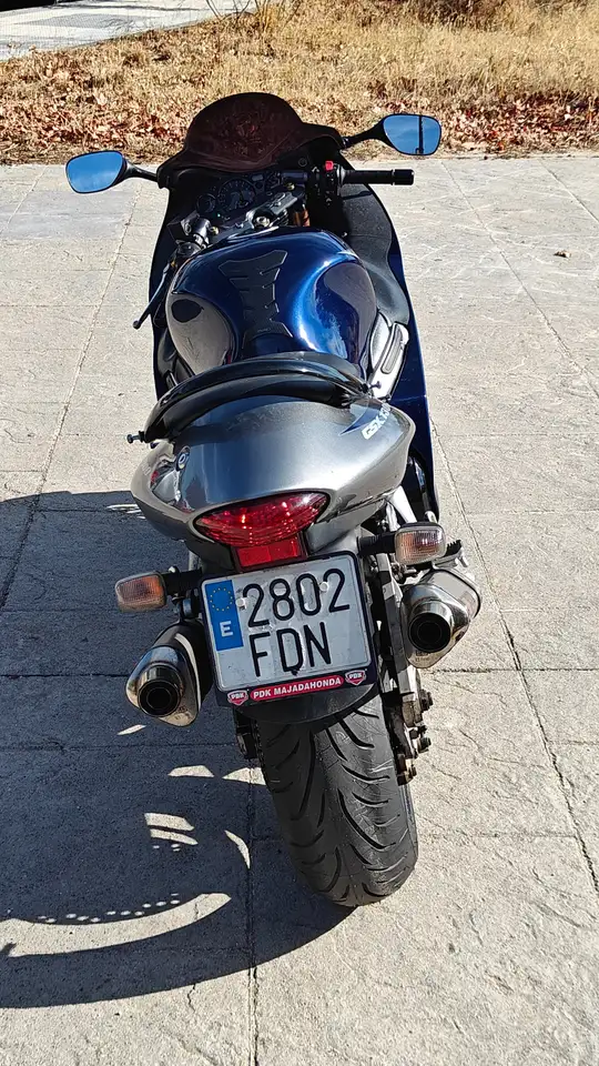 Suzuki Hayabusa – Vista 9
