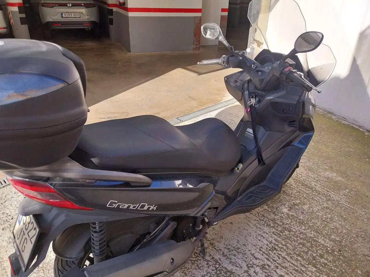 Kymco Grand Dink 300 – Vista 5