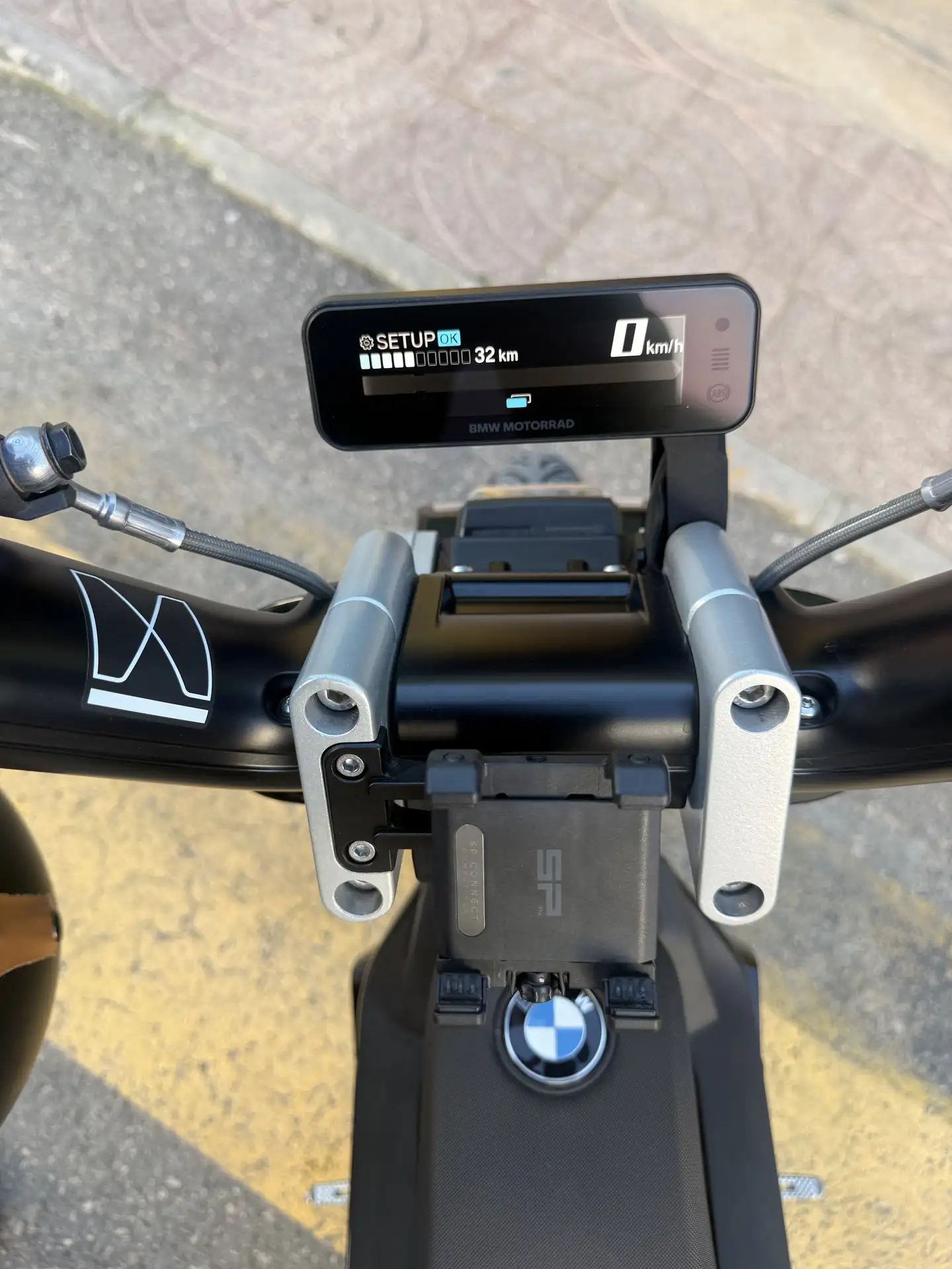 BMW CE 02 – Vista 3