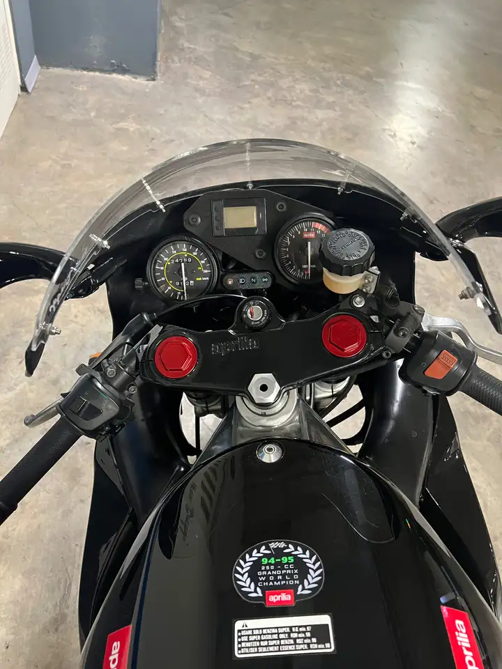Aprilia RS 125 – Vista 9