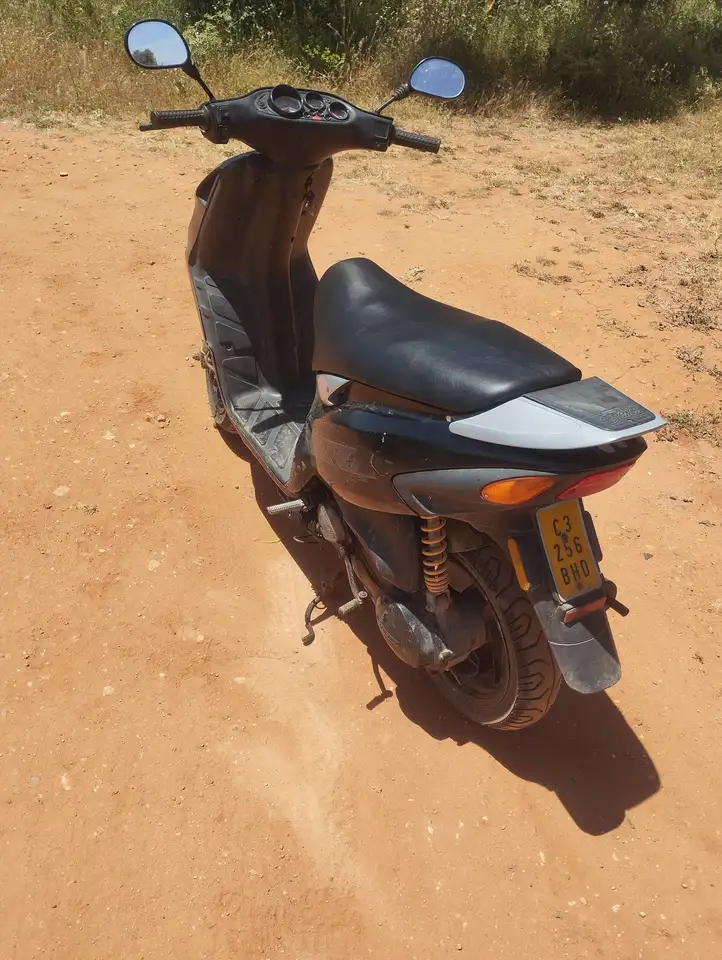 Piaggio NRG 50 – Vista 5