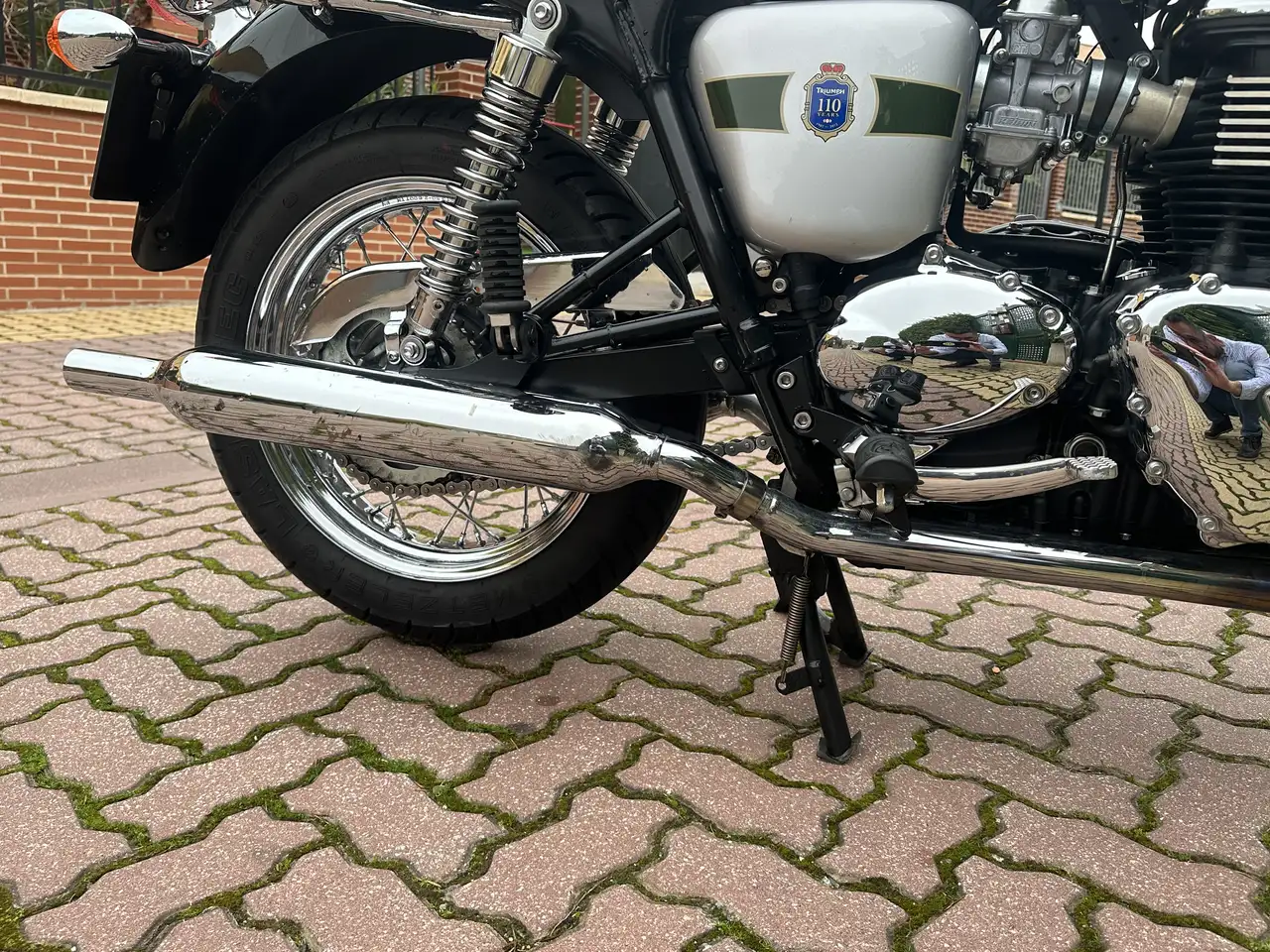 Triumph Bonneville T100 – Vista 3