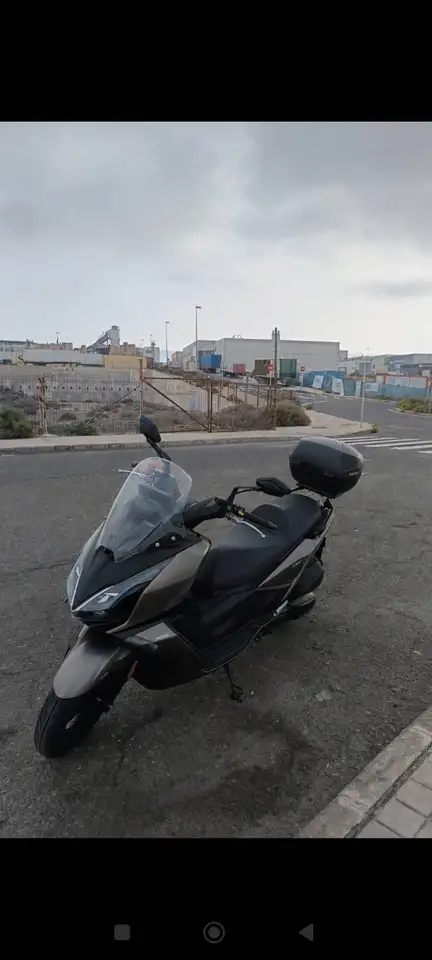 Kymco Super Dink 125 - Vista 10