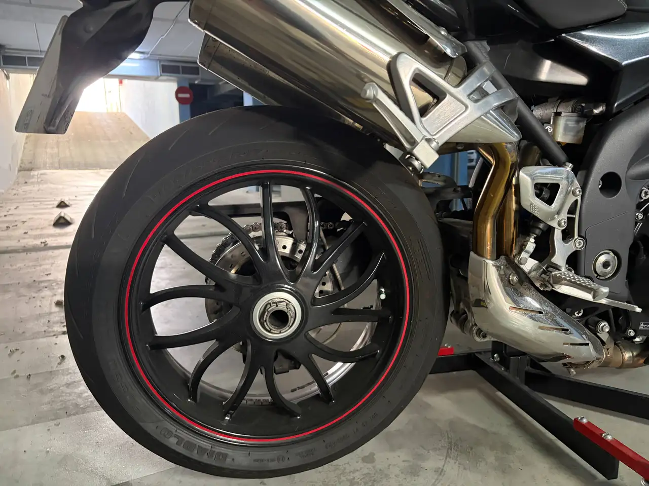 Triumph Speed Triple 1050 – Vista 4
