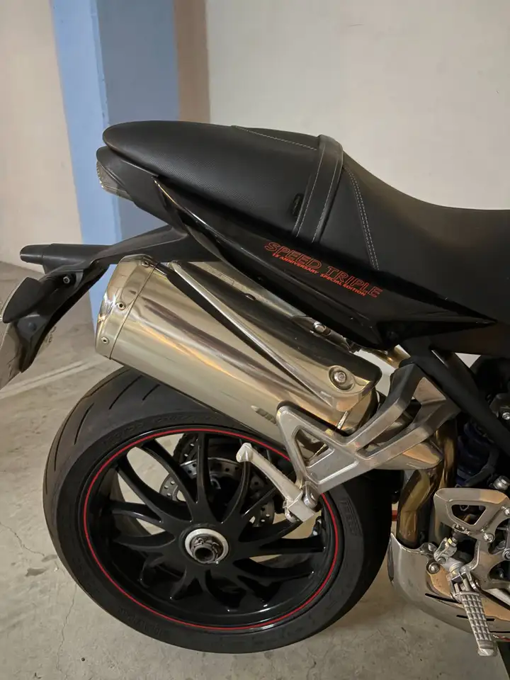 Triumph Speed Triple 1050 – Vista 6