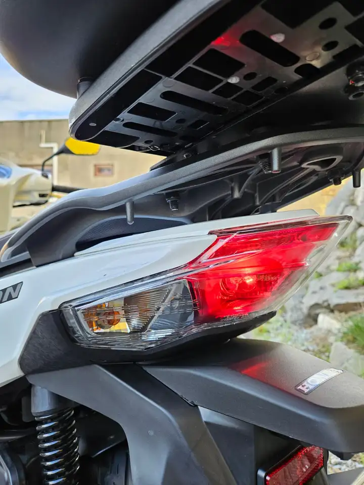 Honda NSC 110 – Vista 5
