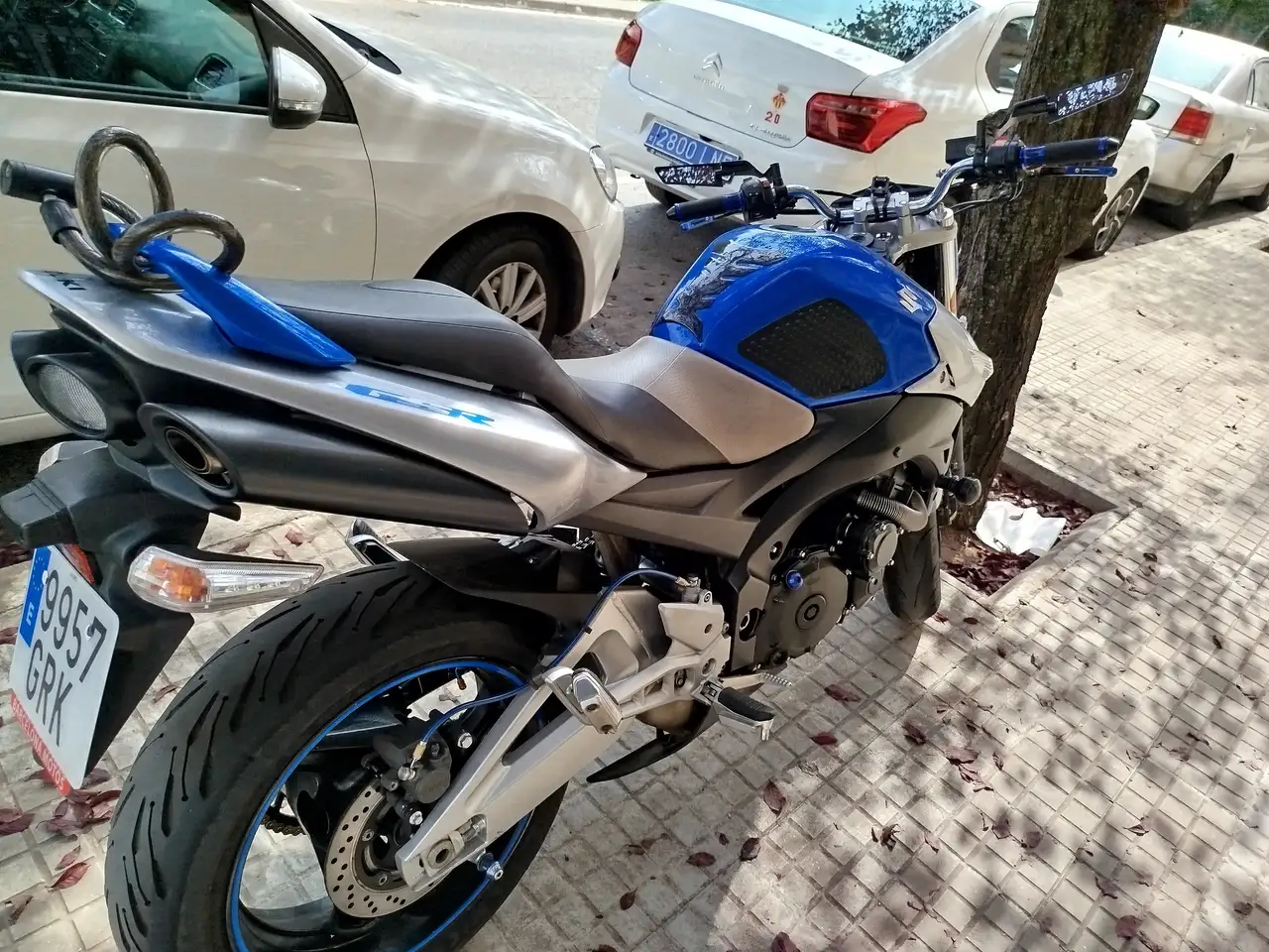 Suzuki GSR600 - Vista 12