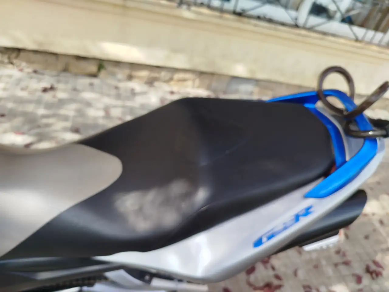 Suzuki GSR600 - Vista 10
