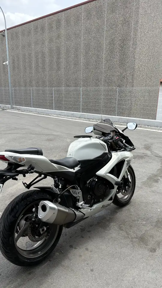Suzuki GSX-R600 - Vista 5
