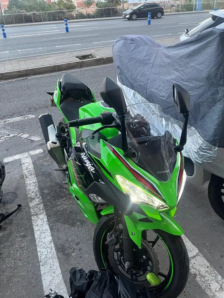Kawasaki Ninja 400 – Vista 5