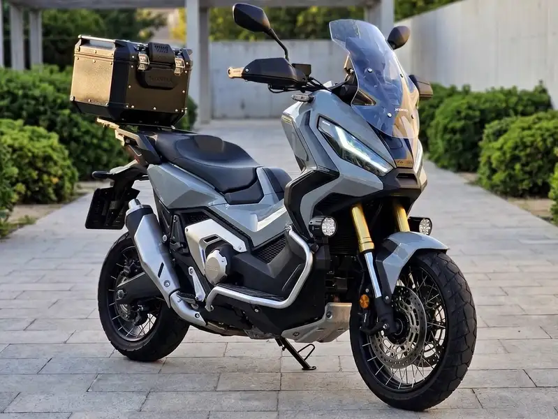 Honda X-ADV 9500 € 2022 Barcelona - 1