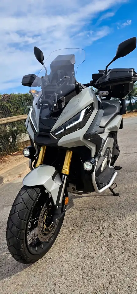 Honda X-ADV - Vista 4