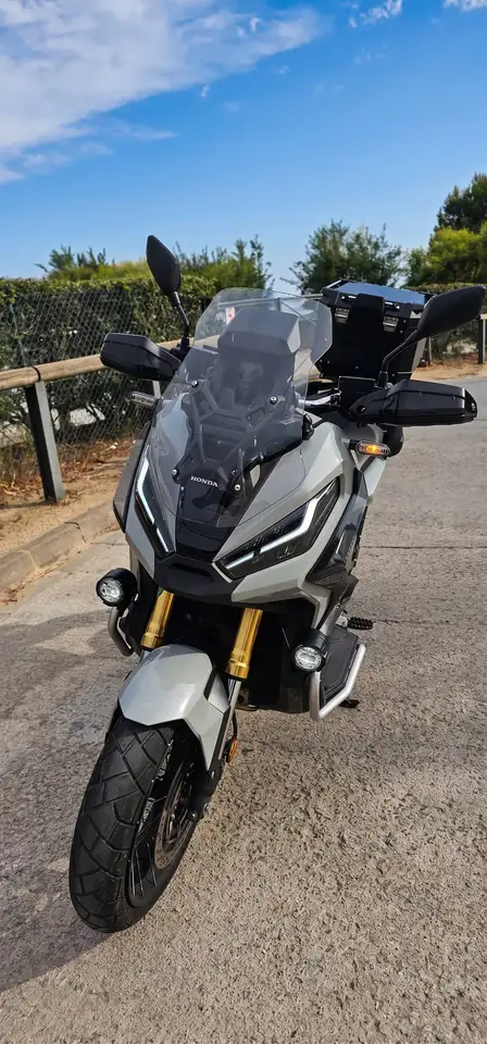 Honda X-ADV - Vista 5