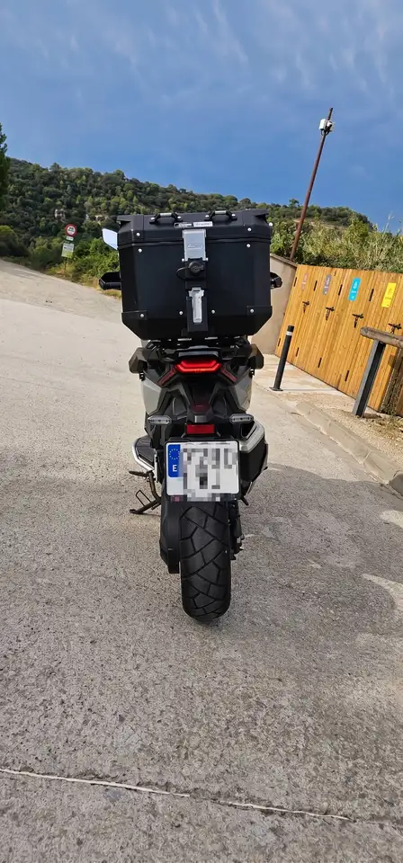 Honda X-ADV - Vista 7