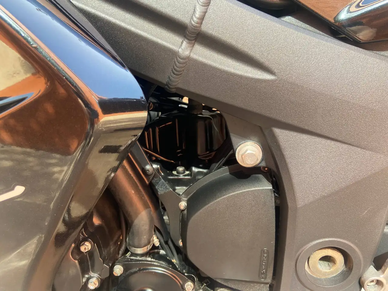 Triumph Sprint ST – Vista 12