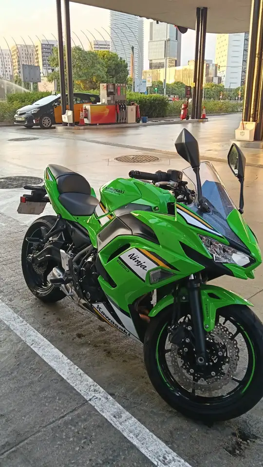 Kawasaki Ninja 650 - Vista 5