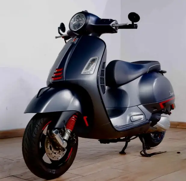 Vespa GTS Super 300 4200 € 2019 Valencia - 1