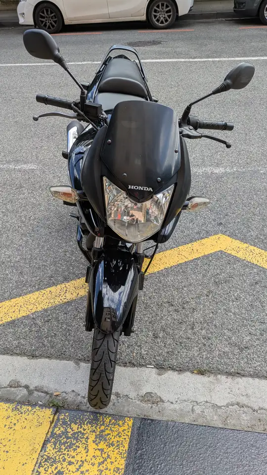 Honda CBF 125 – Vista 5