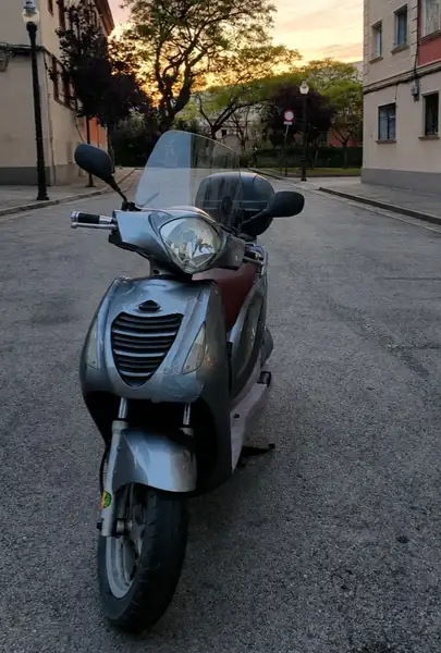 Honda PS 125i Passion 1100 € 2007 Barcelona - 1