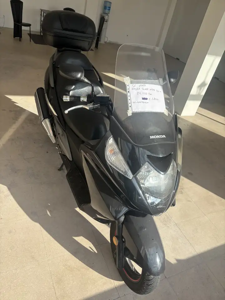 Honda Silver Wing – Vista 3