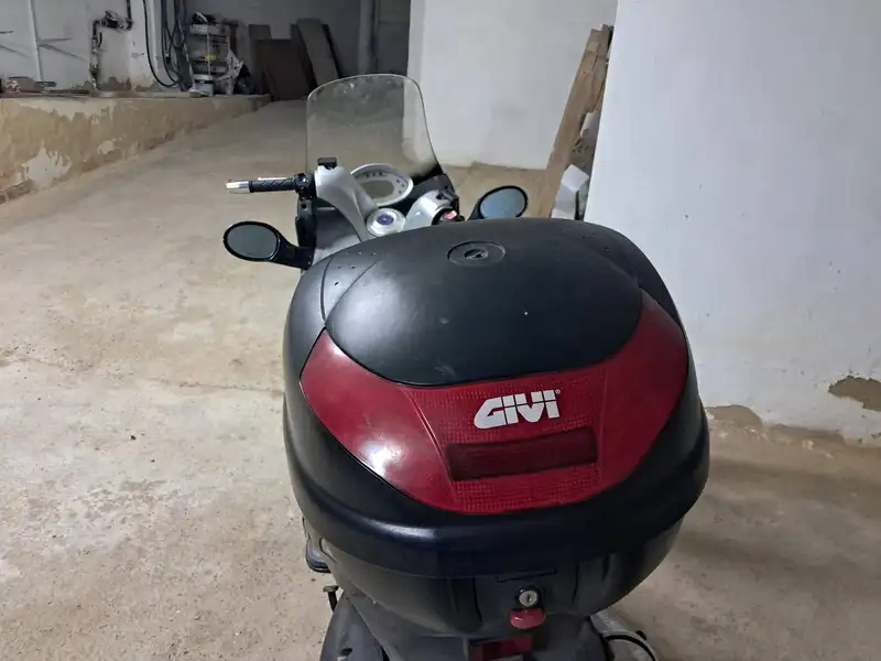 Kymco Grand Dink 250 850 € 2006 Valencia - 2