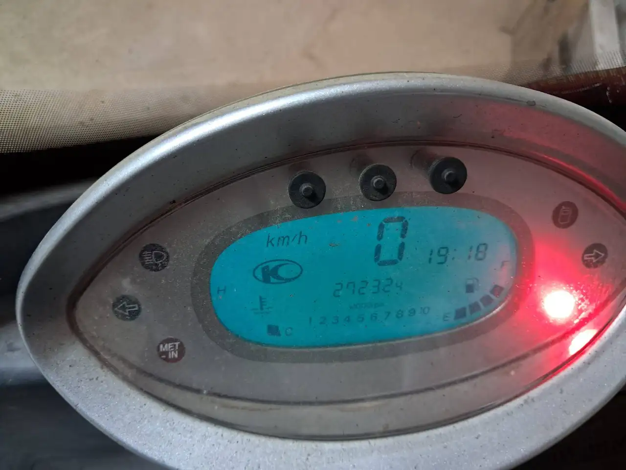 Kymco Grand Dink 250 - Vista 3