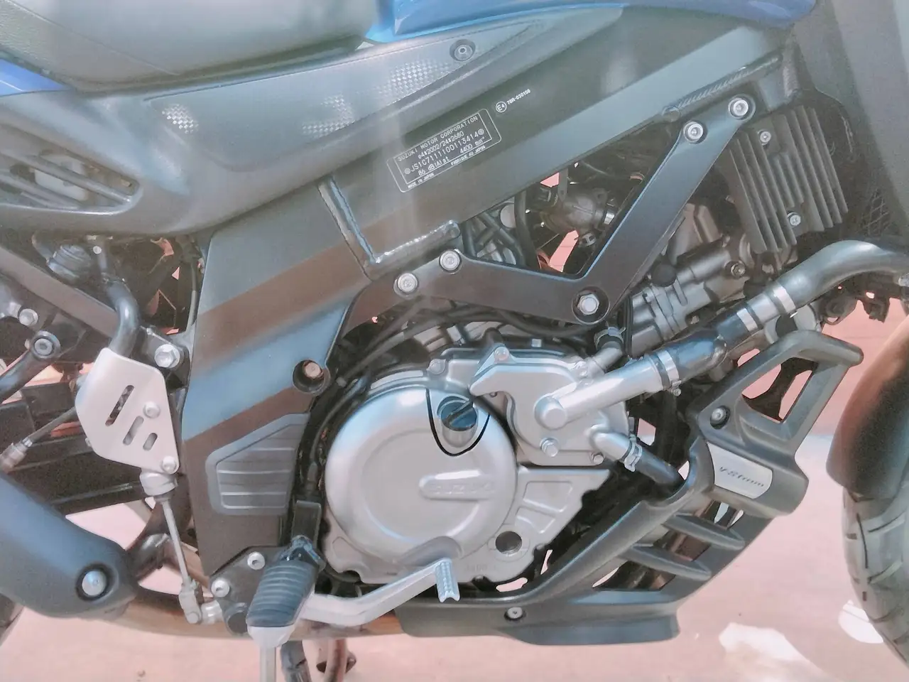 Suzuki V-Strom 650 – Vista 15