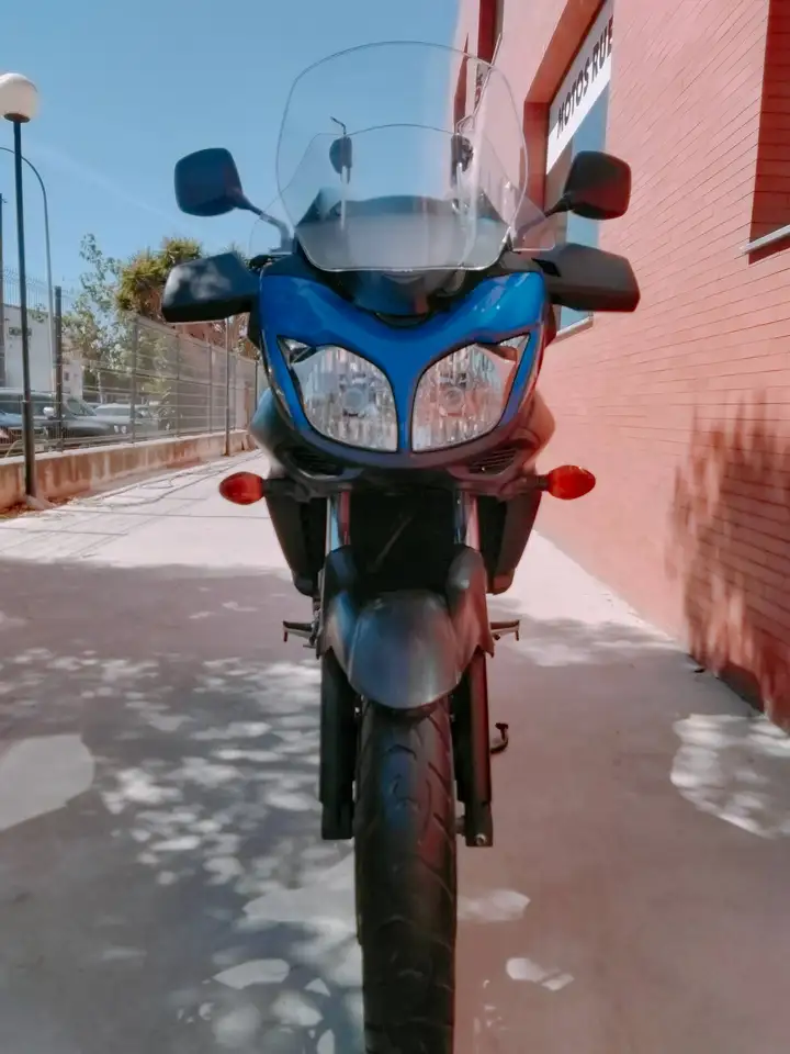 Suzuki V-Strom 650 – Vista 21