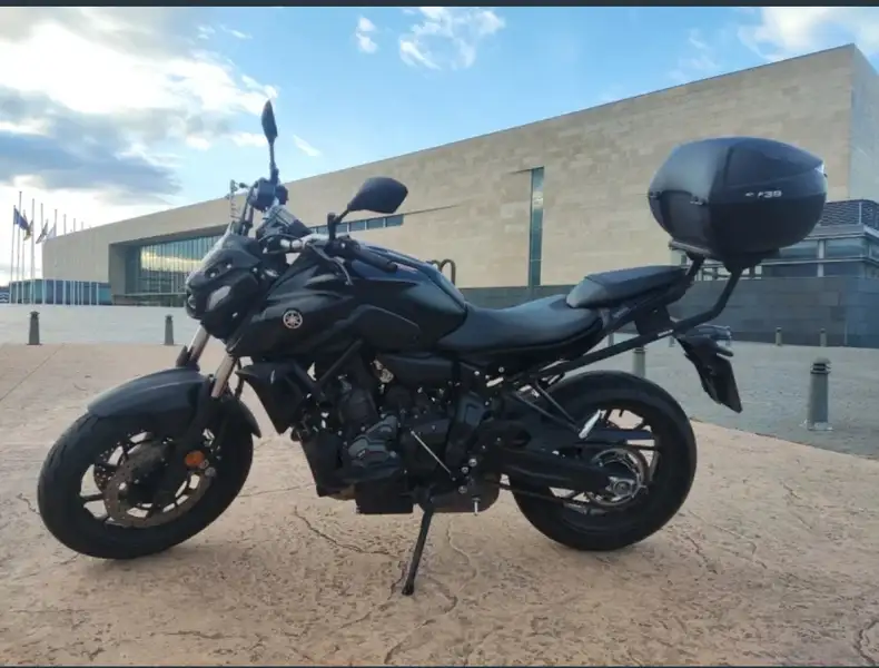 Yamaha MT-07 5990 € 2022 La Rioja - 1