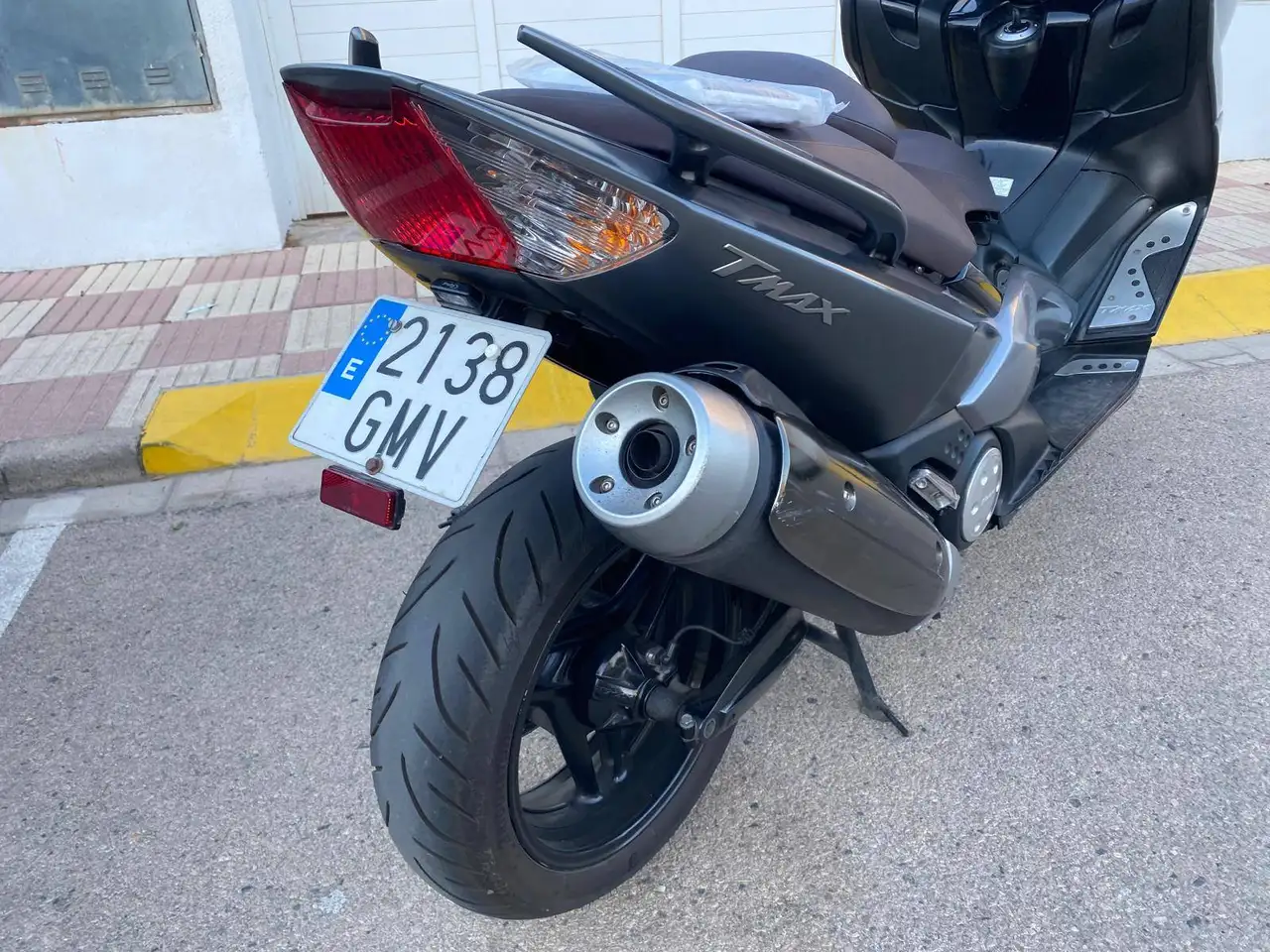 Yamaha TMAX 500 - Vista 3
