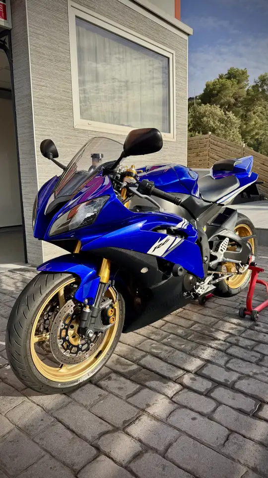 Yamaha YZF-R6 - Vista 4