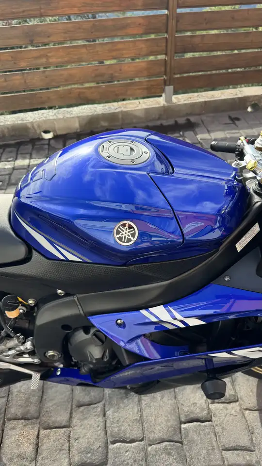 Yamaha YZF-R6 - Vista 8