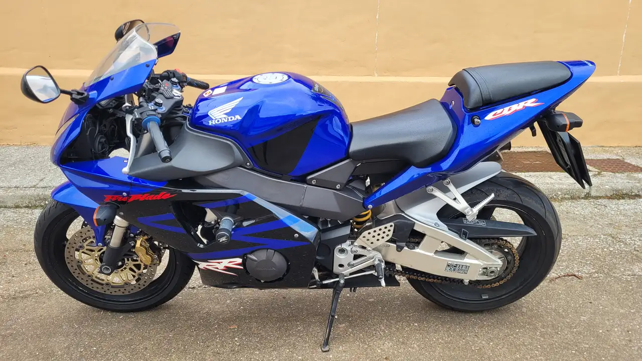 Honda CBR 900 RR Fireblade – Vista 7