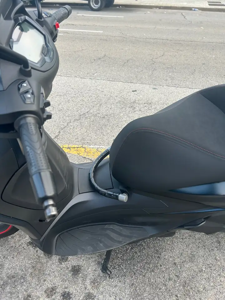 Piaggio Beverly 300 – Vista 5