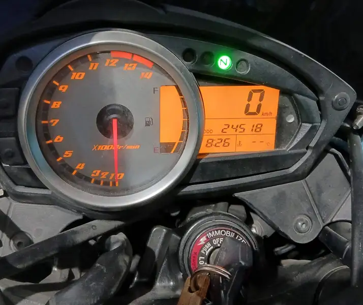 Kawasaki Z750 4000 € 2008 Ourense - 2