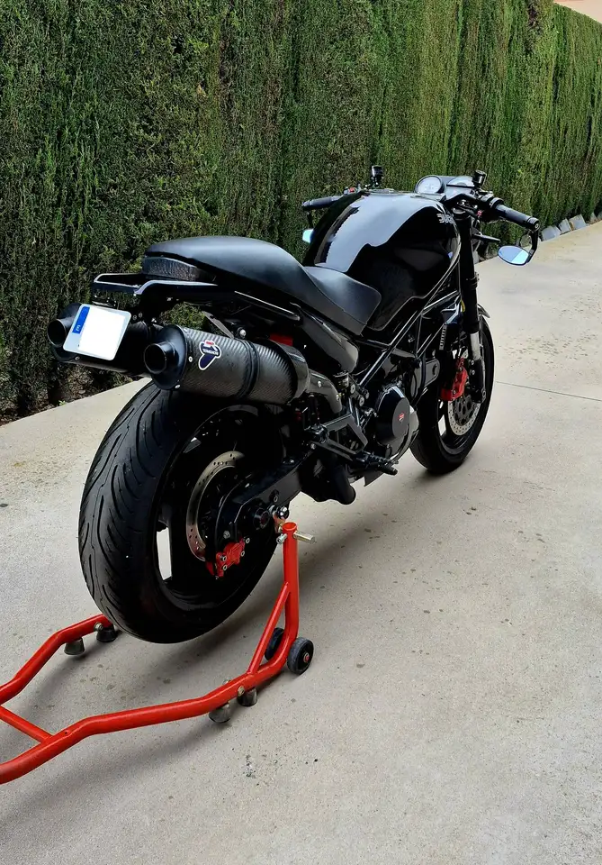 Ducati Monster 900 – Vista 4