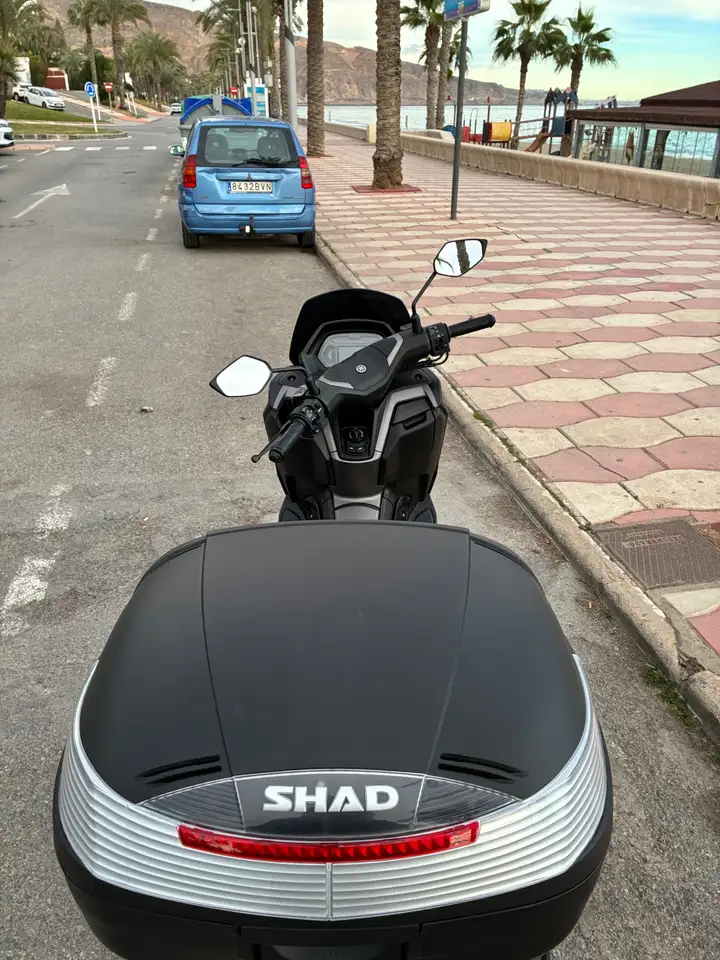 Yamaha NMAX – Vista 4