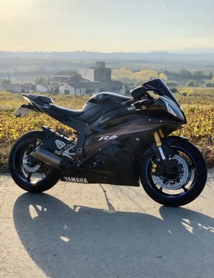 Yamaha YZF-R6 - Vista 3